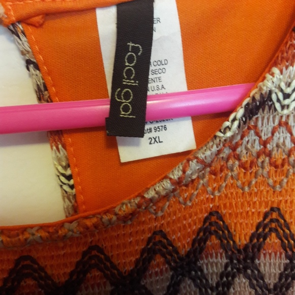 Plus Size Multi colored fall dress - Picture 4 of 4